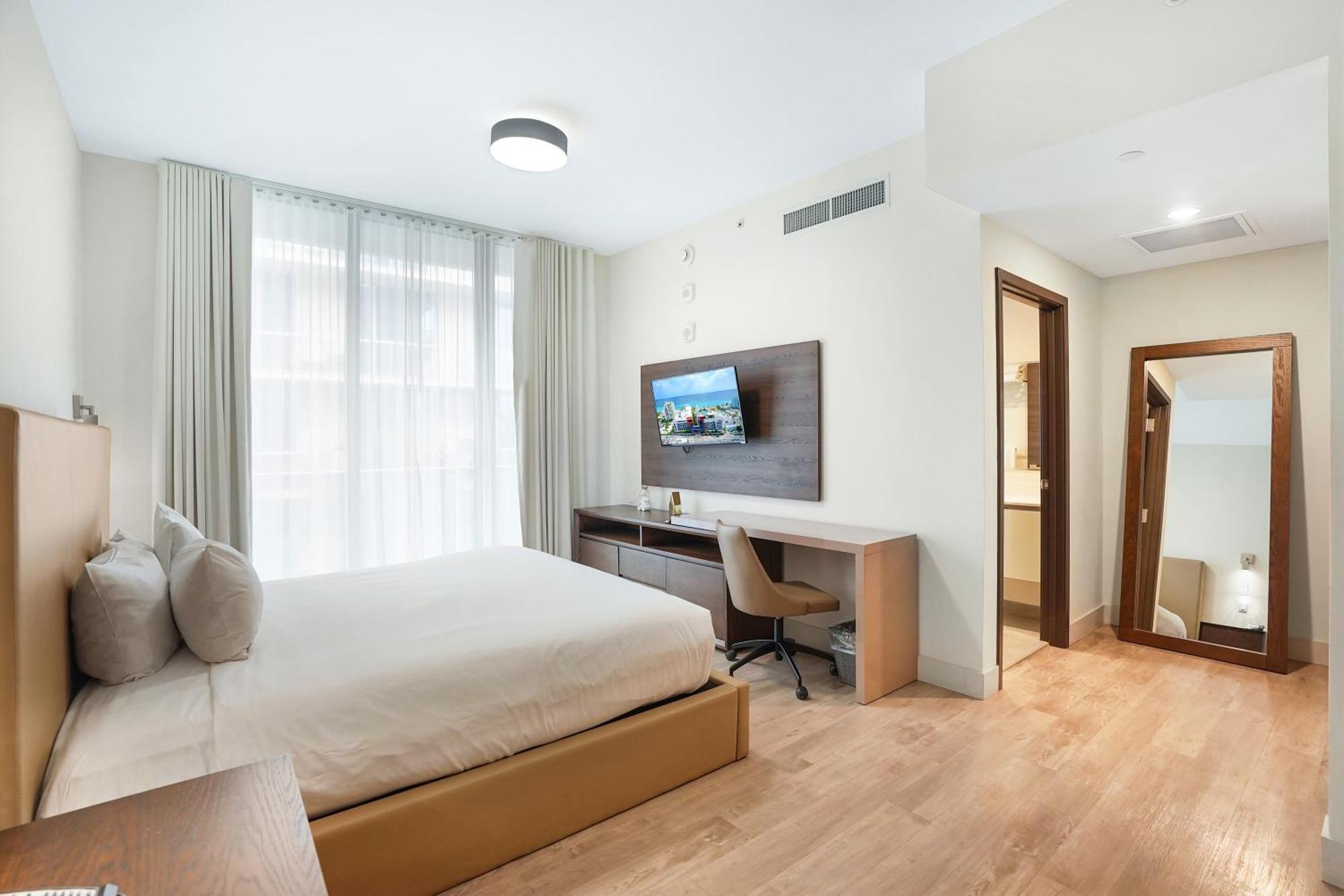 Ch Luxury & On The Apartamento Hollywood